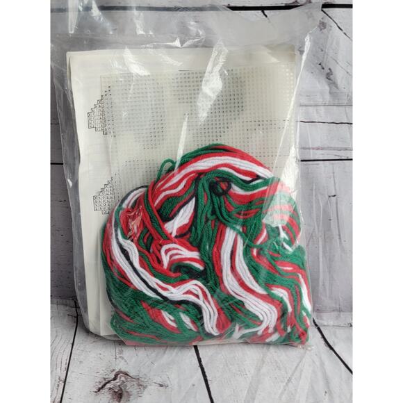 Vintage Needlecraft Plastic Canvas Craft Kit Christmas Ornament Hobby Horses New - Picture 4 of 4